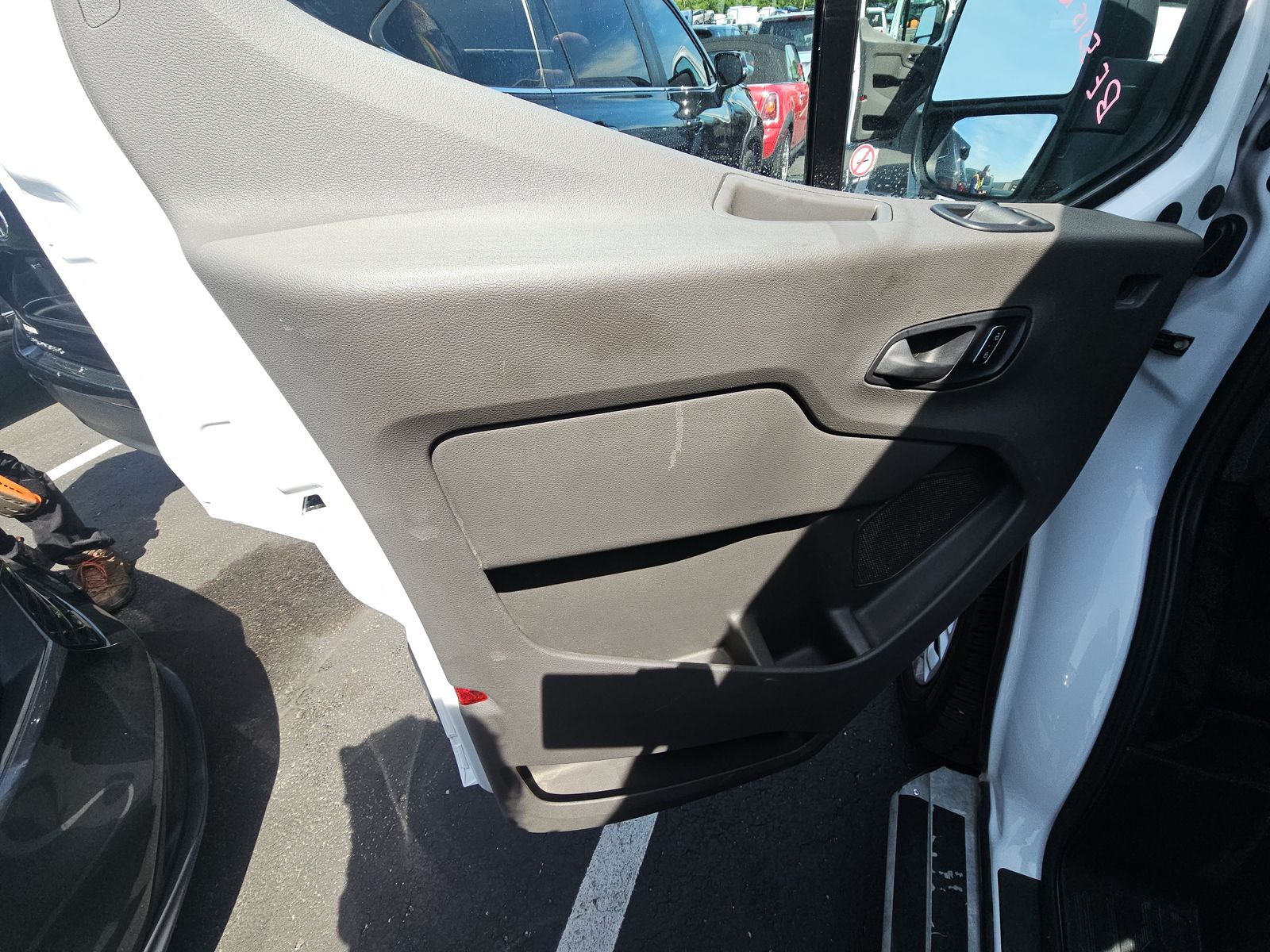 FORD TRANSIT 250 - 10