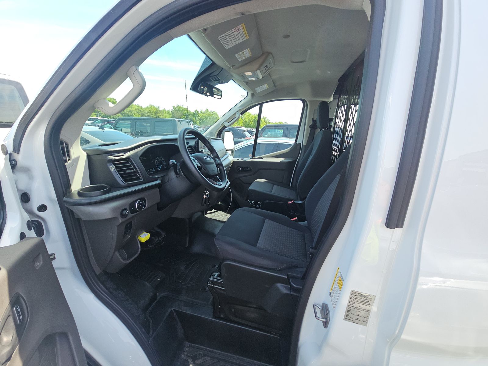 FORD TRANSIT 250 - 8