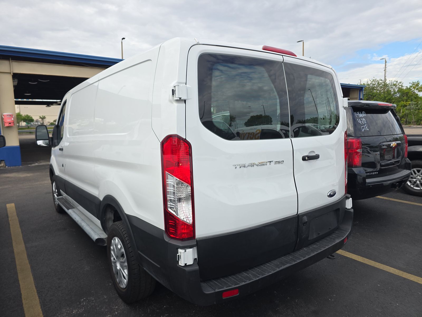 FORD TRANSIT 250 - 7