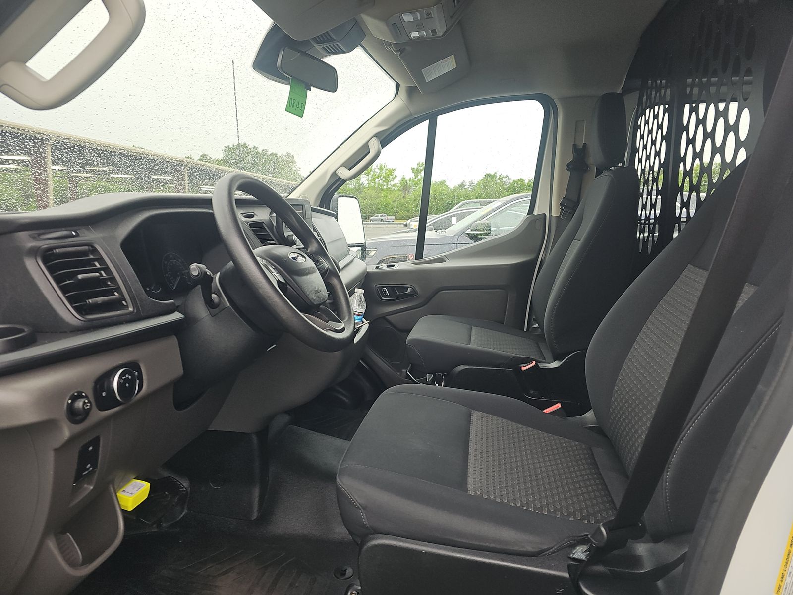 FORD TRANSIT 250 - 8