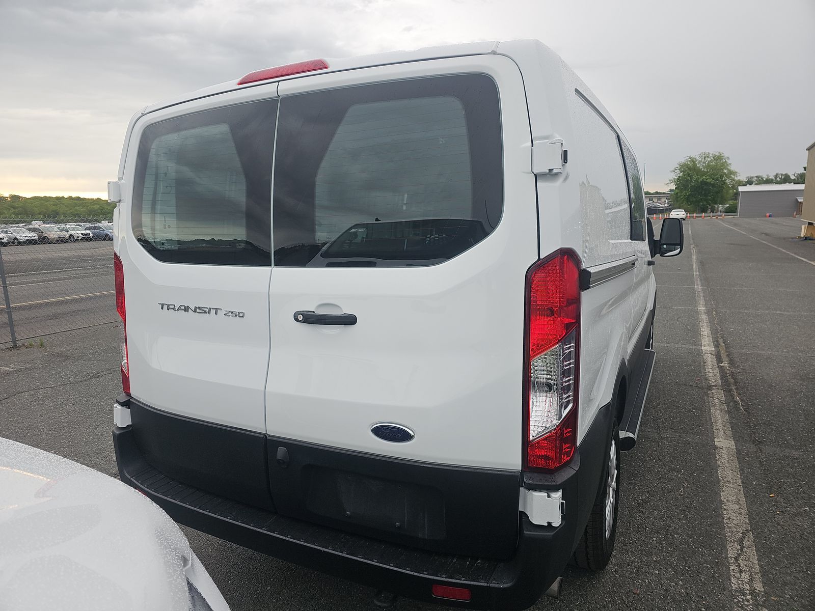 FORD TRANSIT 250 - 6