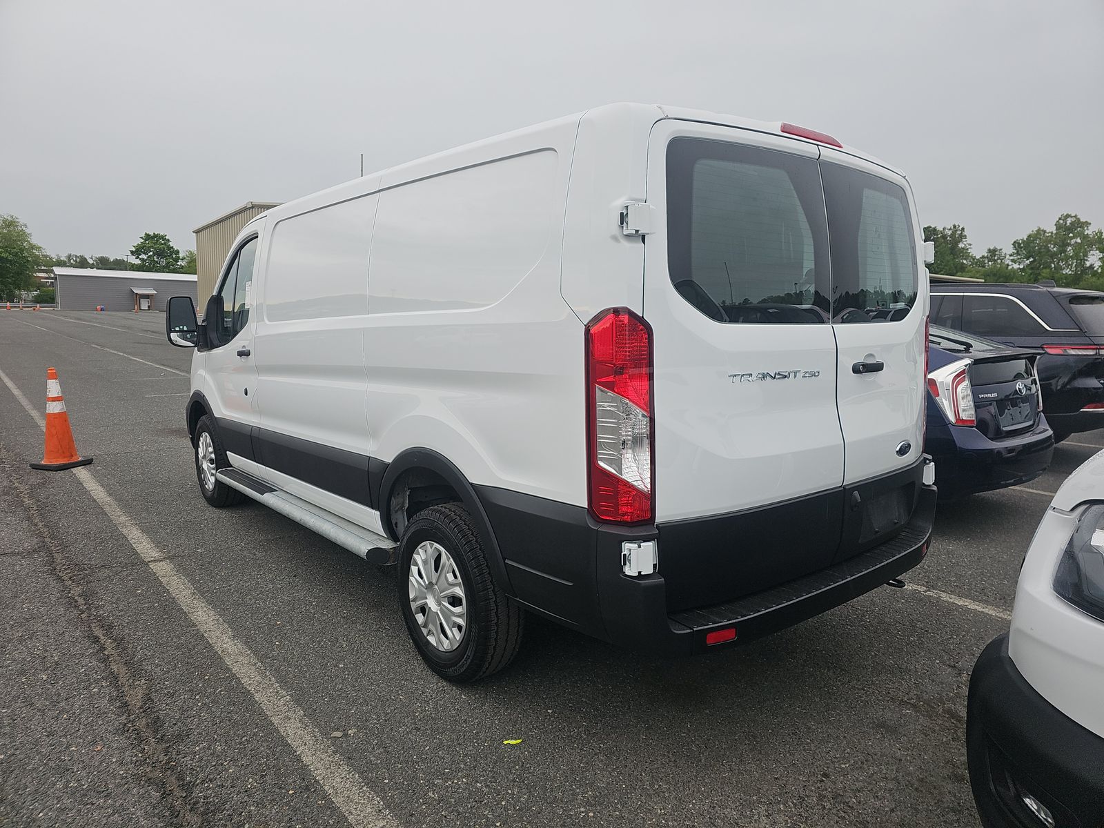 FORD TRANSIT 250 - 7