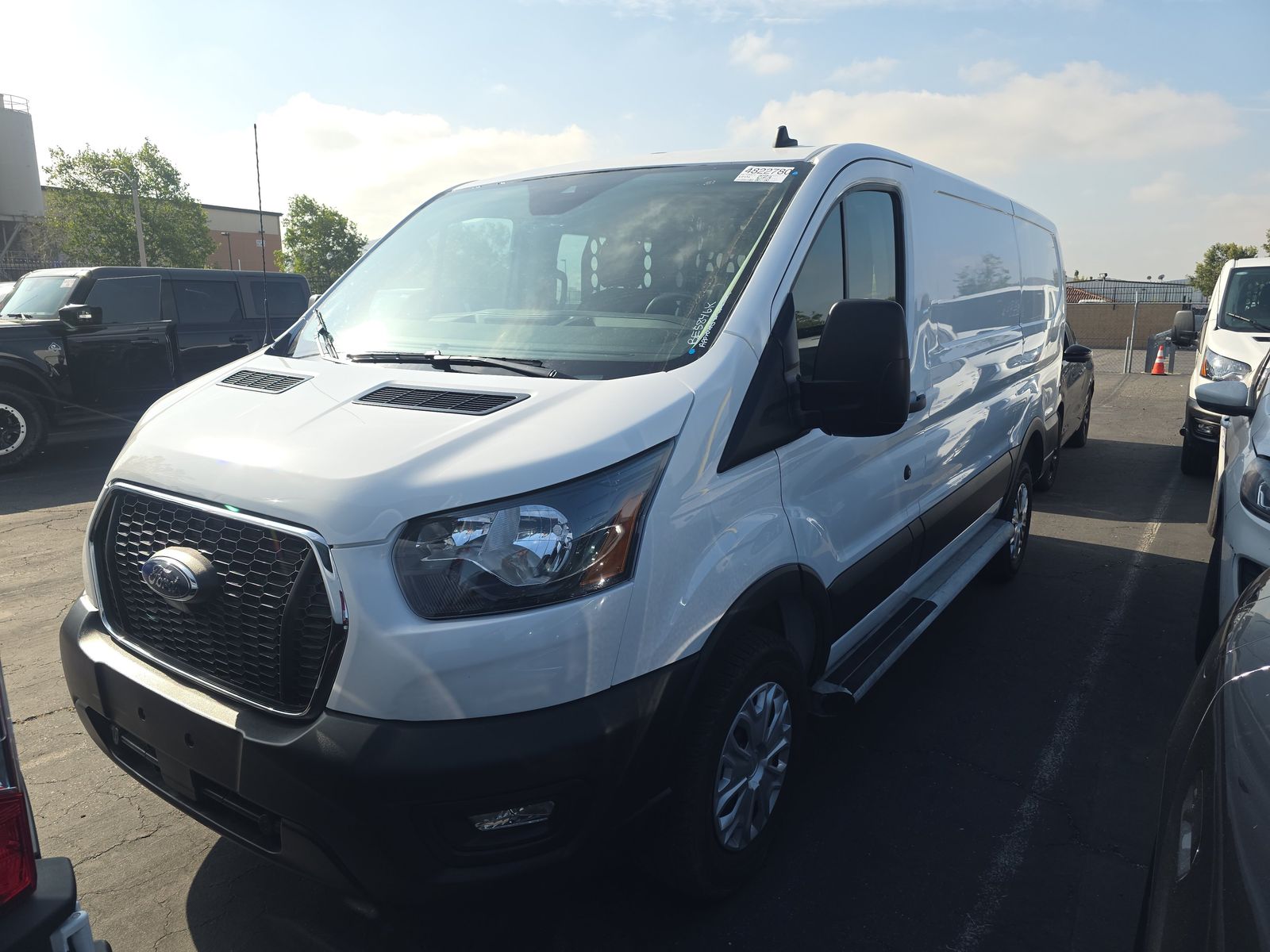FORD TRANSIT 250 - 1