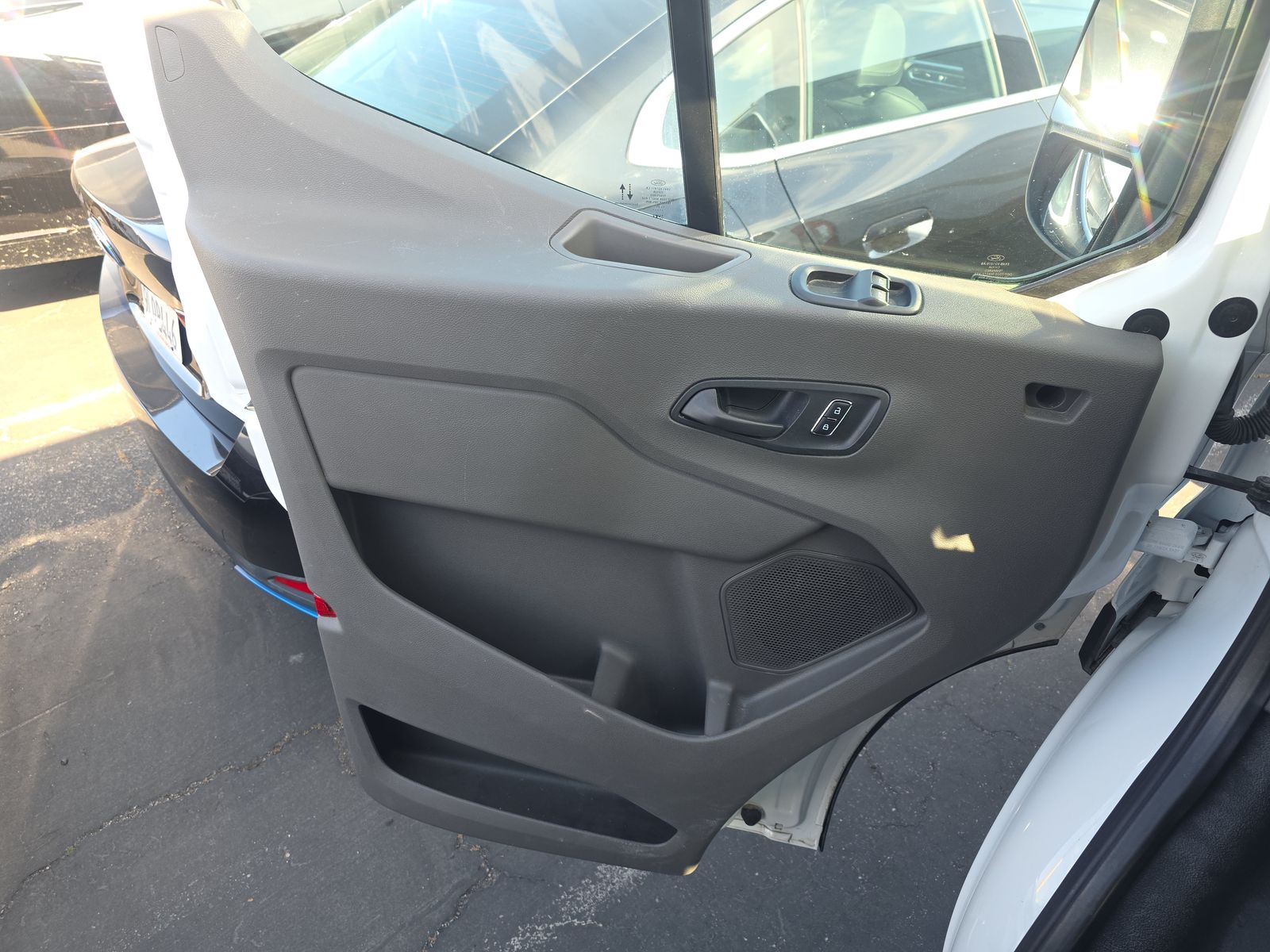 FORD TRANSIT 250 - 10