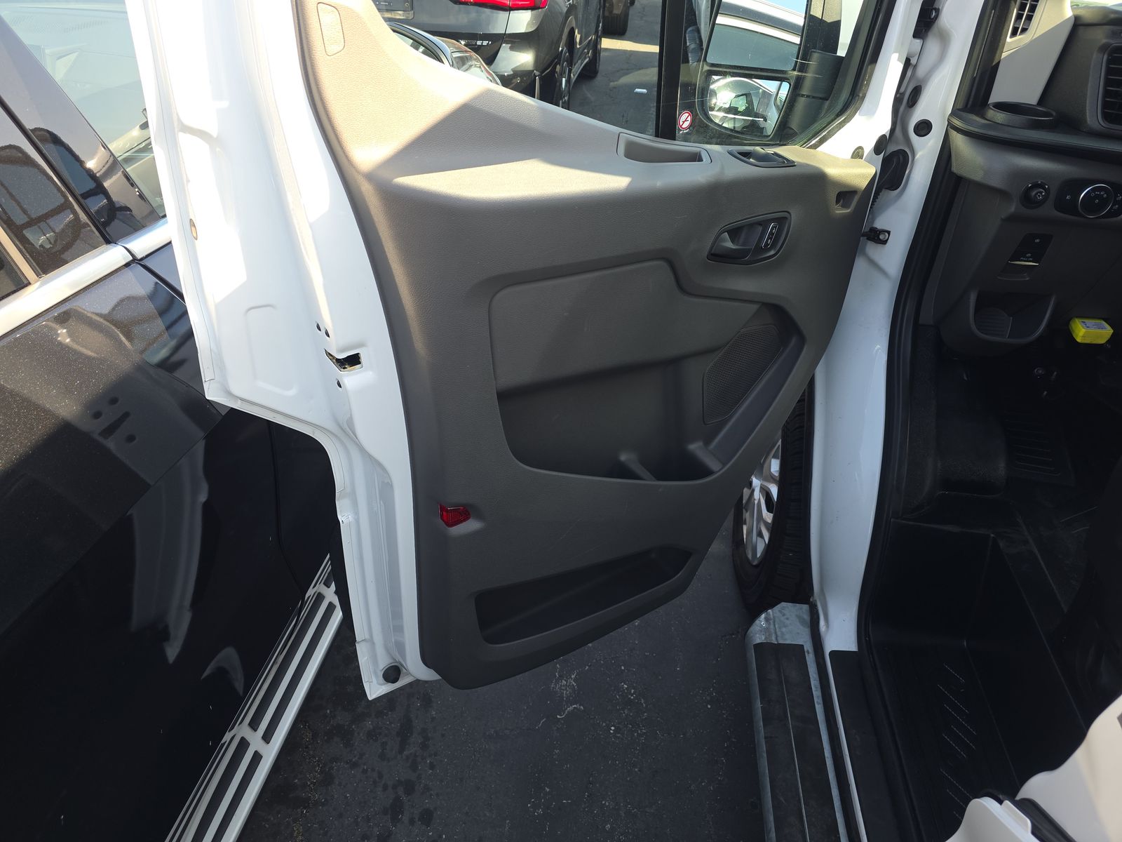 FORD TRANSIT 250 - 10