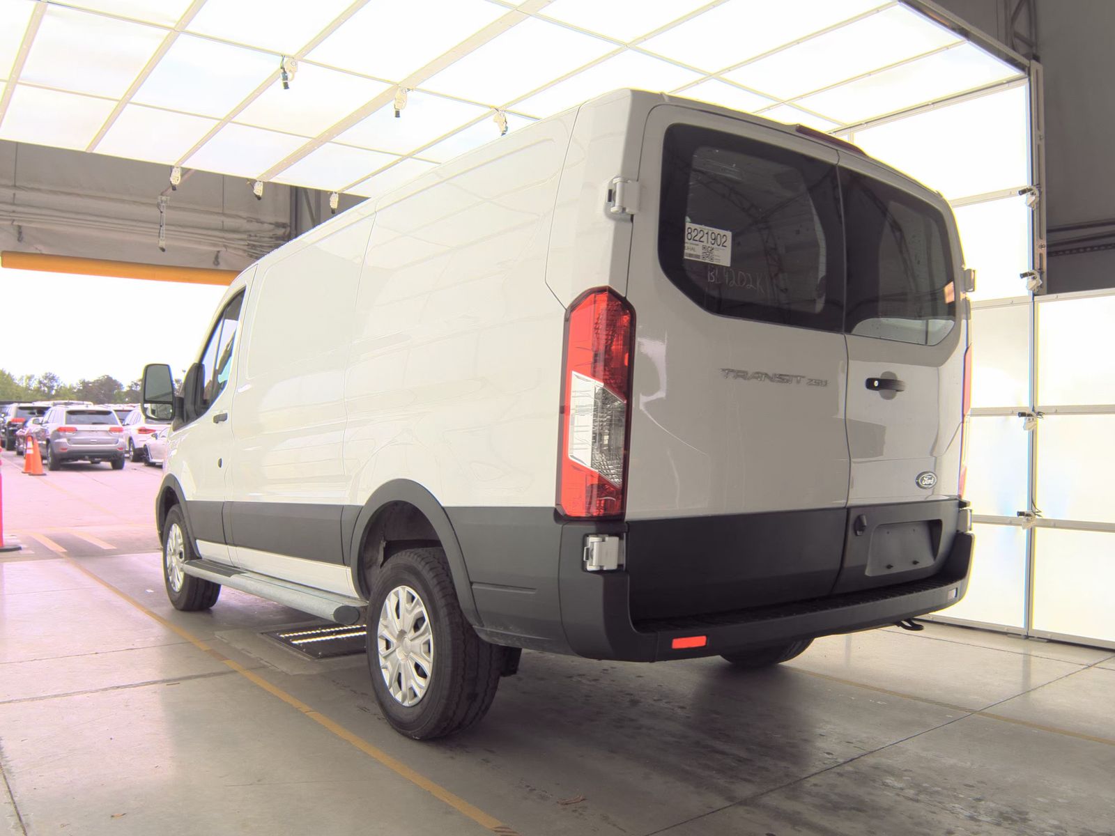 FORD TRANSIT 250 - 7