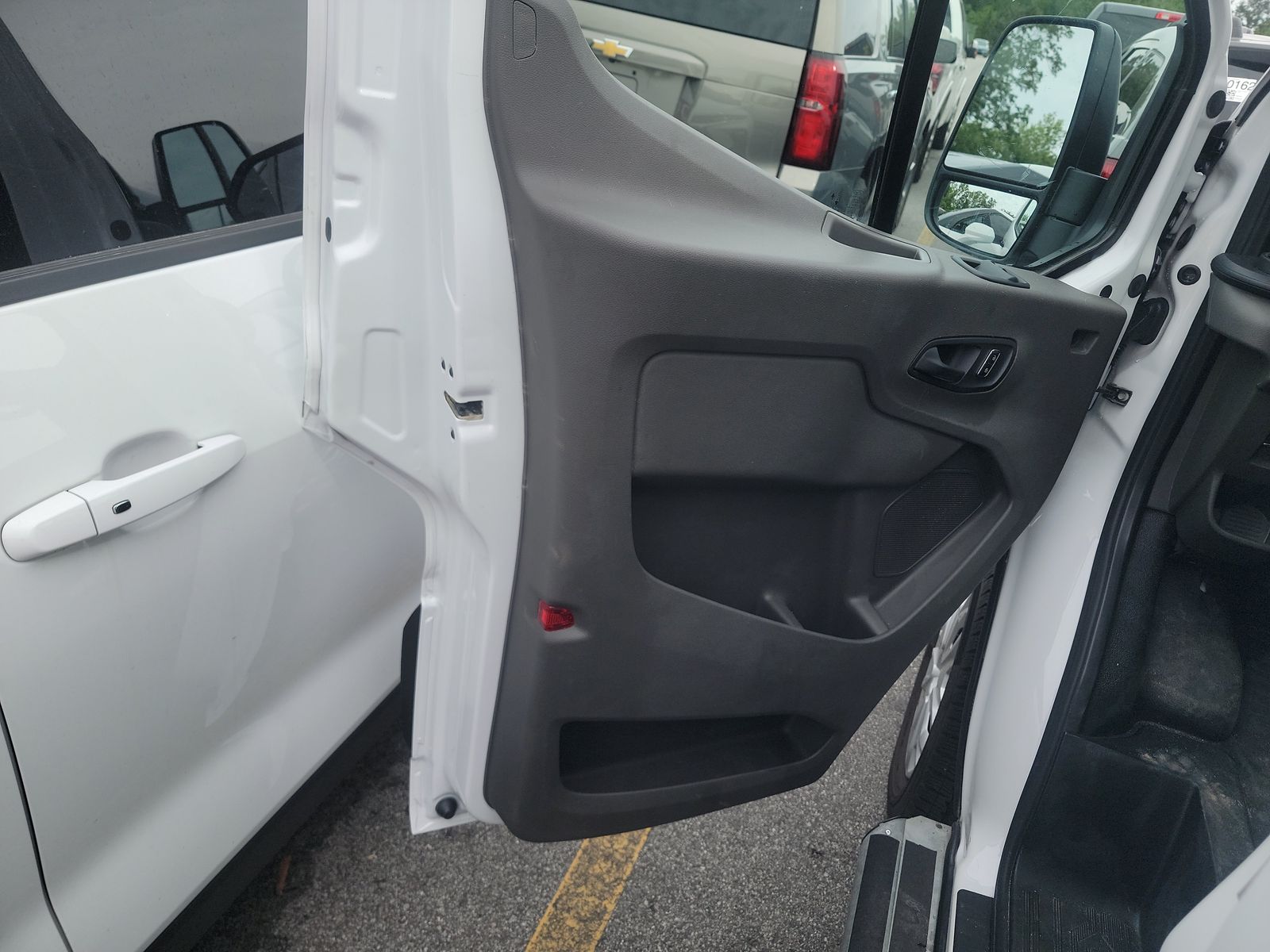 FORD TRANSIT 250 - 10