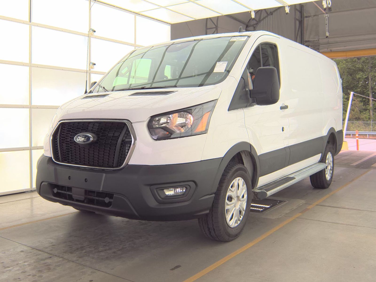 FORD TRANSIT 250 - 1
