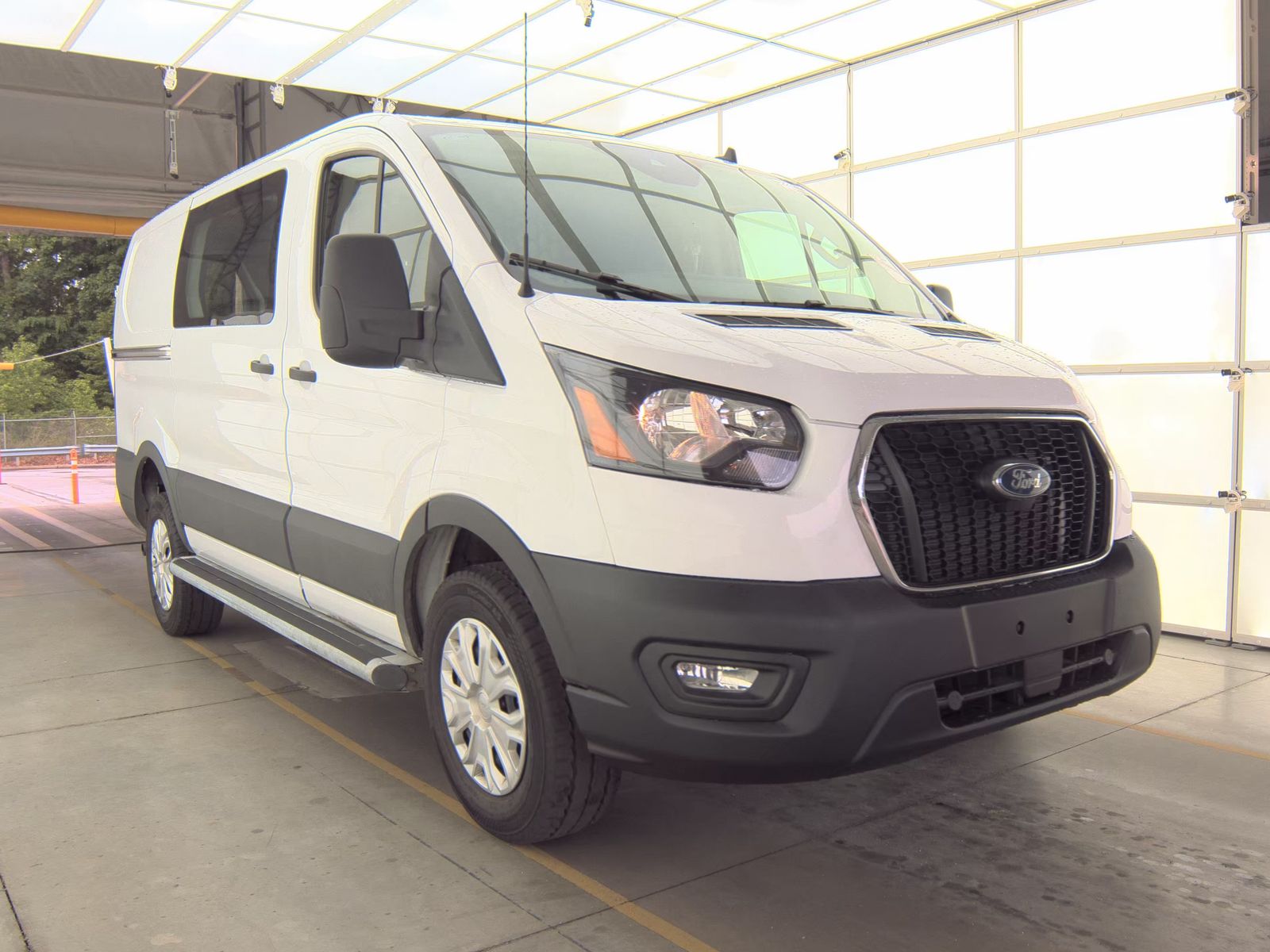 FORD TRANSIT 250 - 4