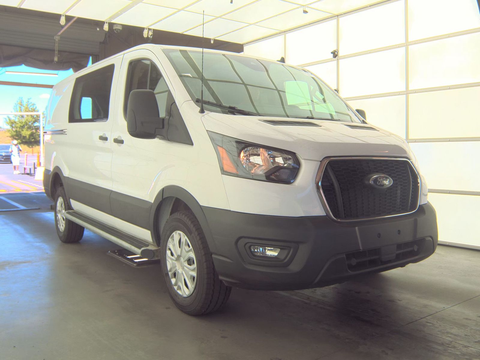 FORD TRANSIT 250 - 4