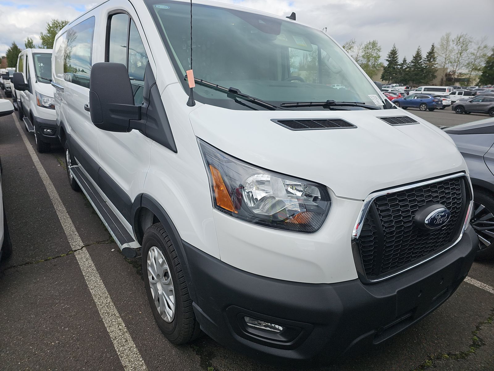 FORD TRANSIT 250 - 4