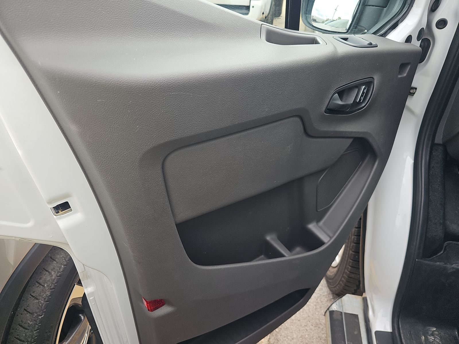 FORD TRANSIT 250 - 10