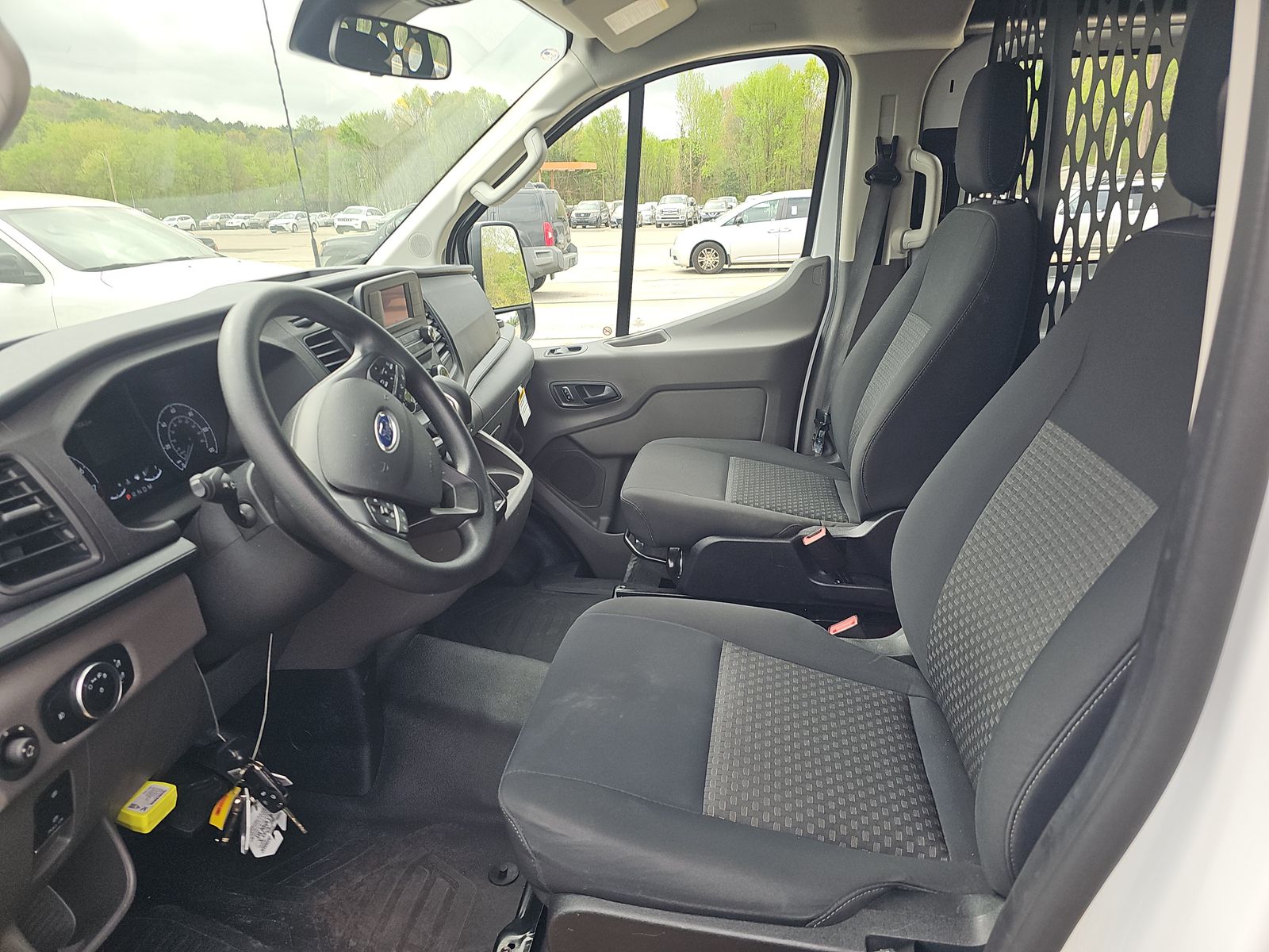 FORD TRANSIT 250 - 8