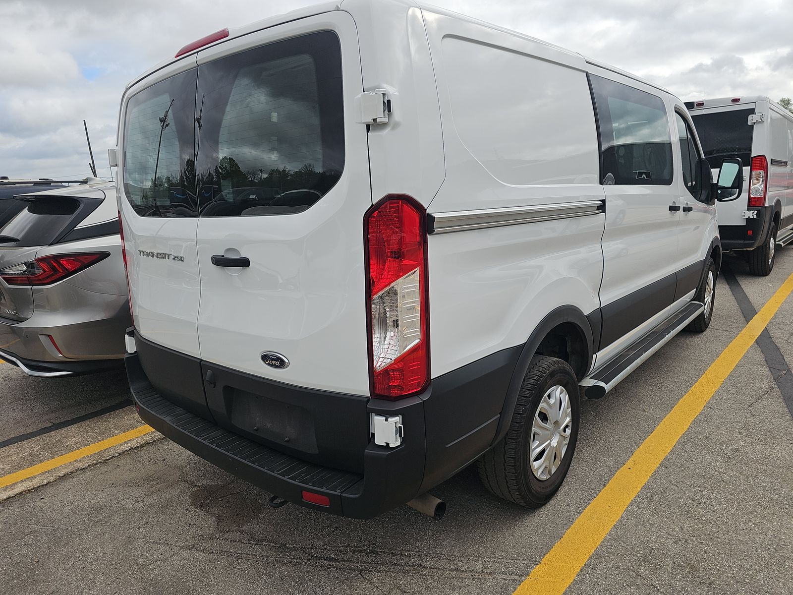 FORD TRANSIT 250 - 5