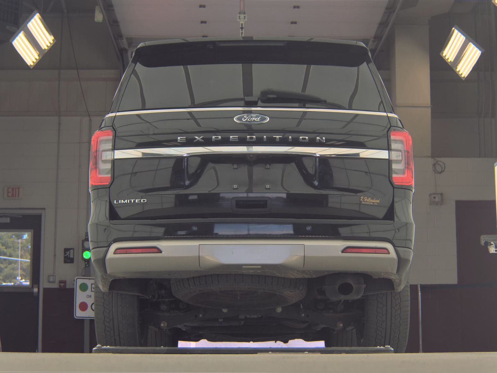 FORD EXPEDITION - 8