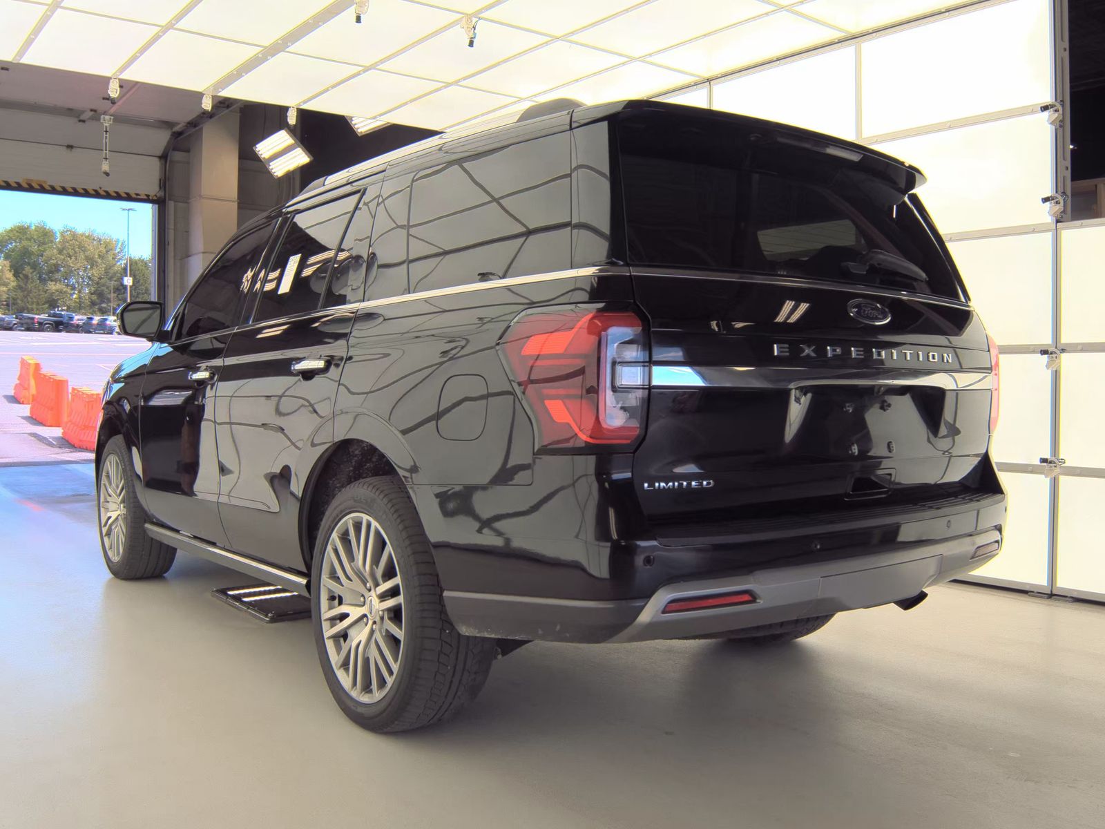 FORD EXPEDITION - 9
