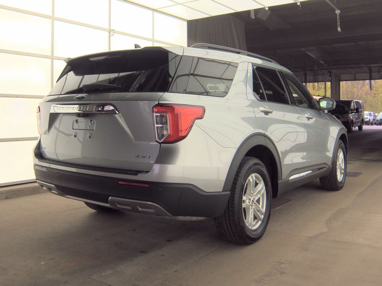FORD EXPLORER - 6