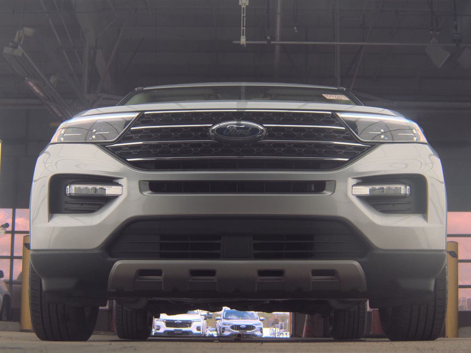 FORD EXPLORER - 4