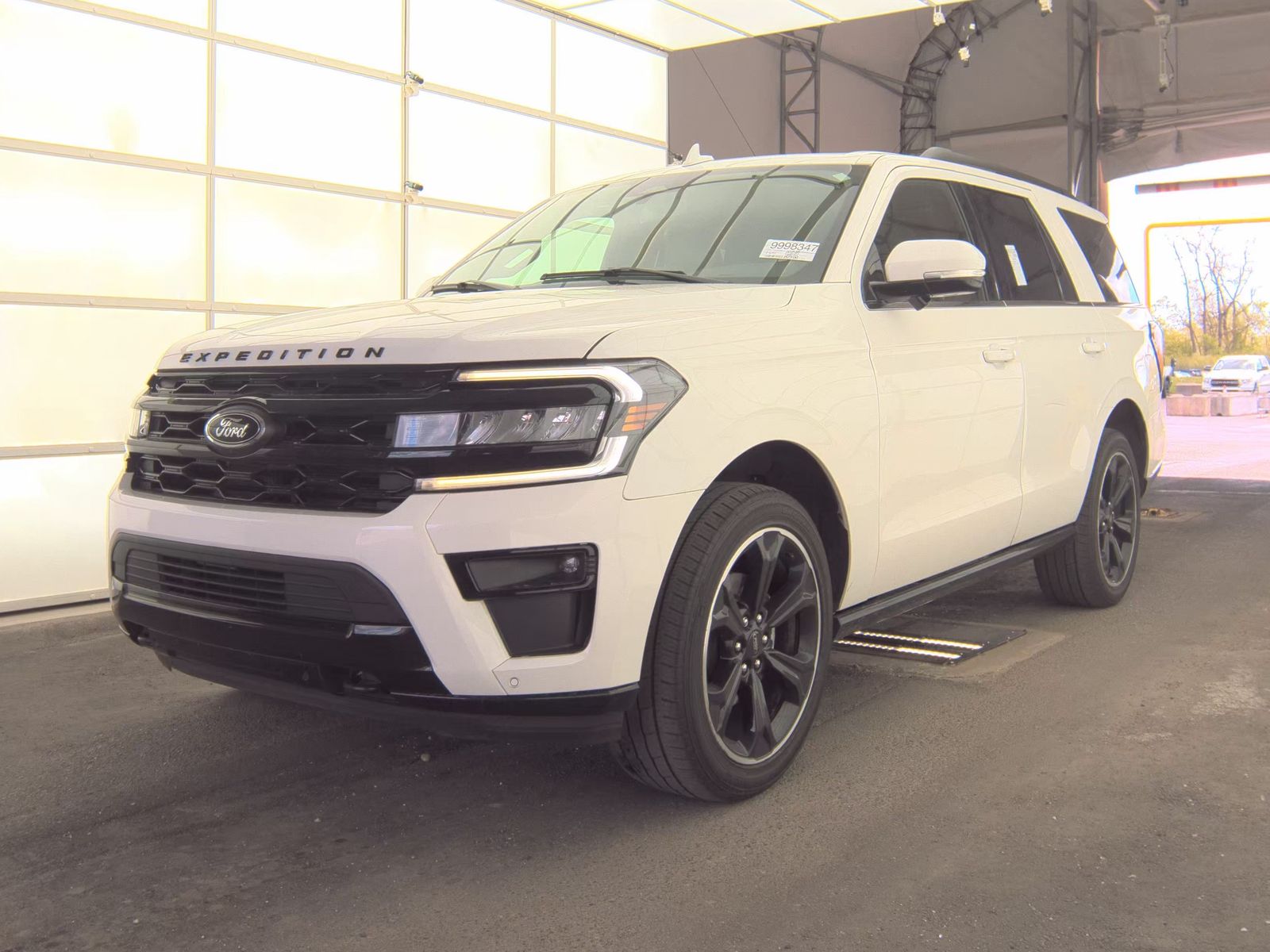 FORD EXPEDITION - 1
