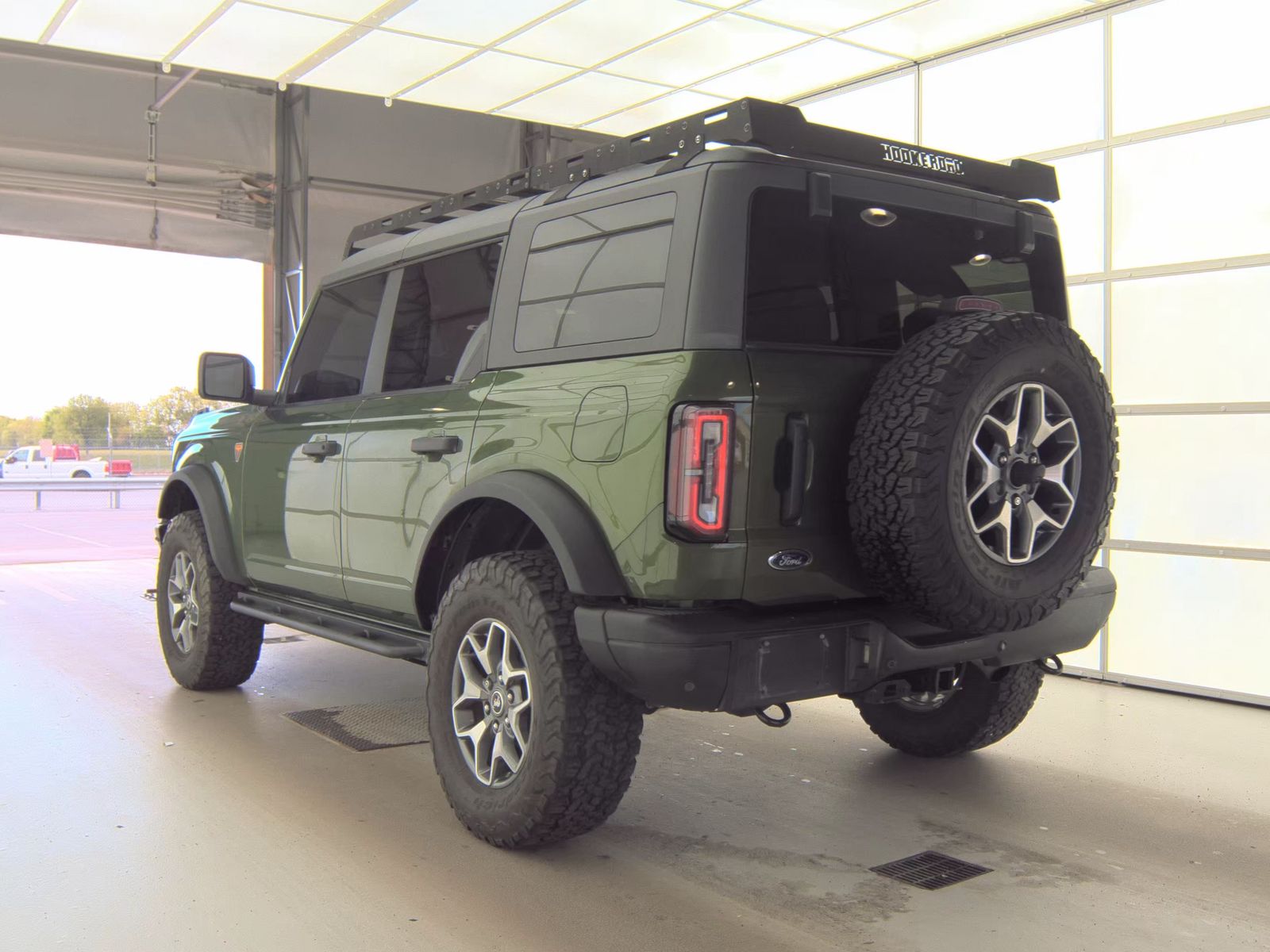 FORD BRONCO - 9