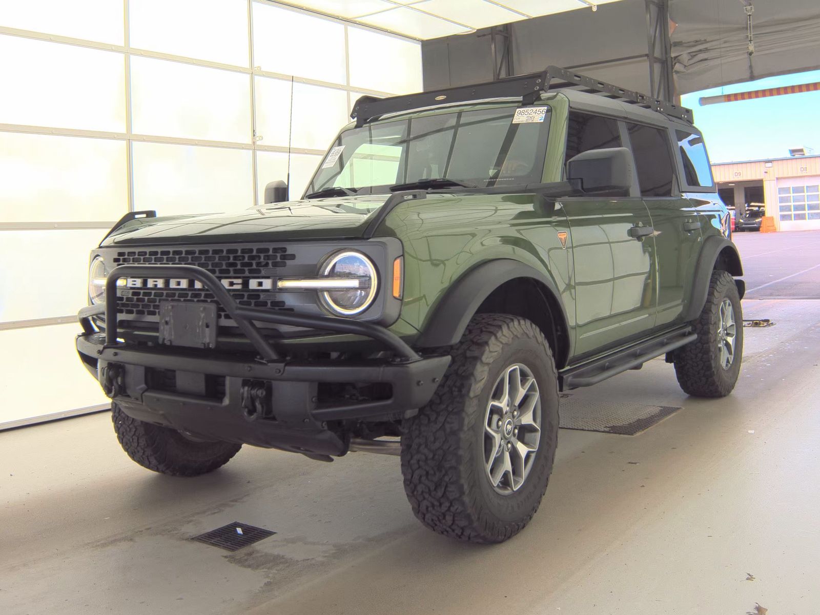 FORD BRONCO - 1
