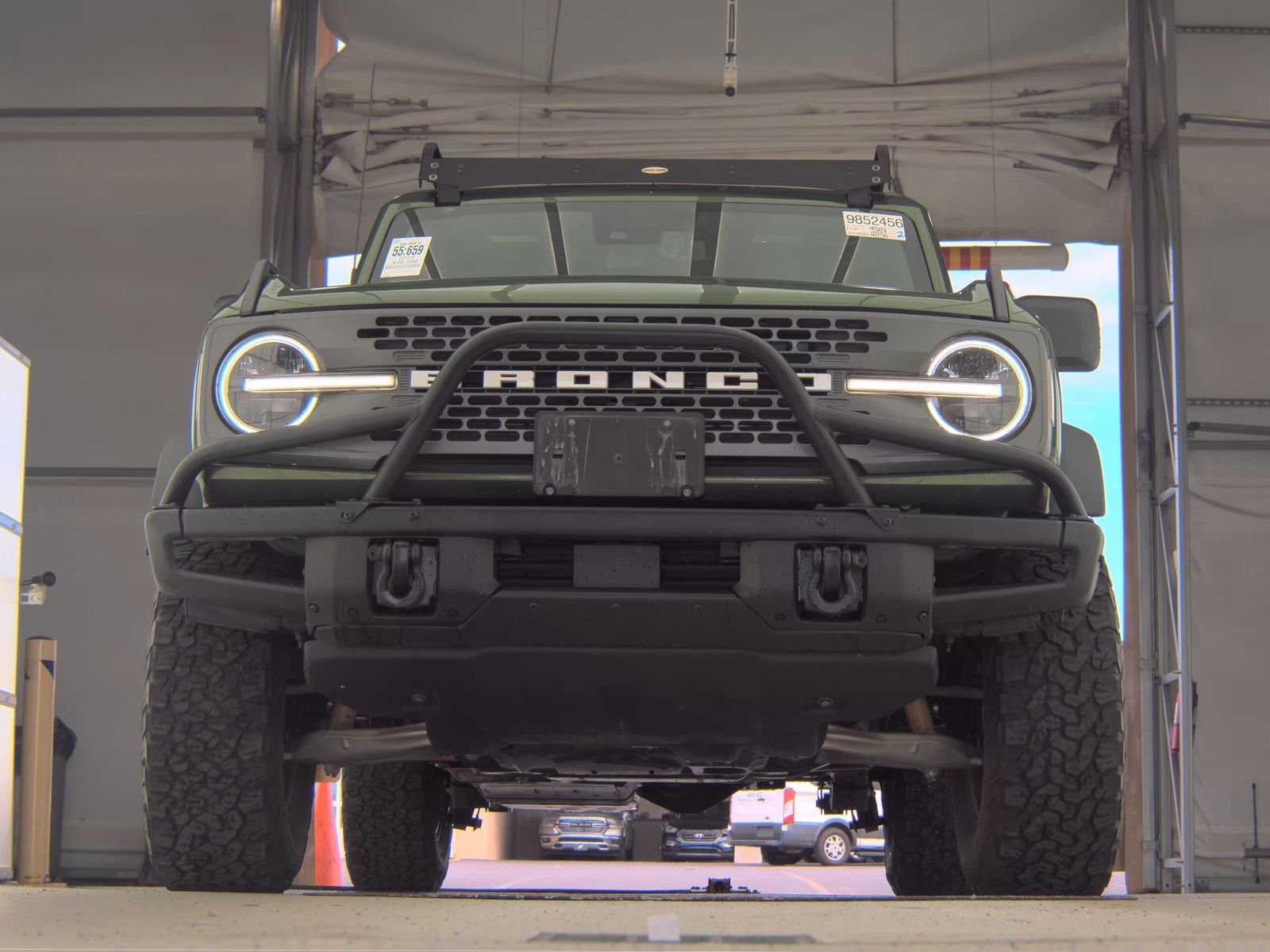 FORD BRONCO - 4