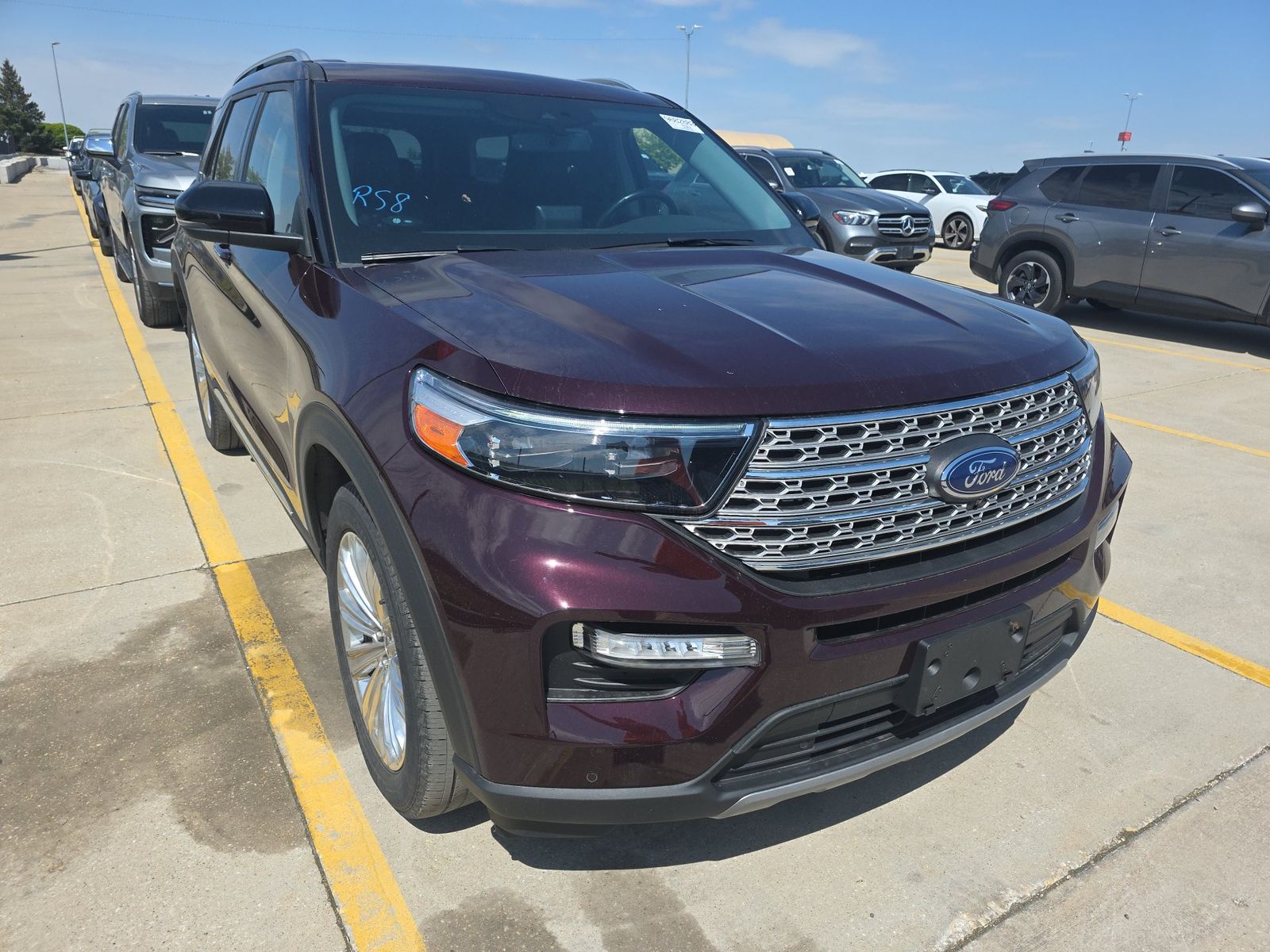 FORD EXPLORER - 4