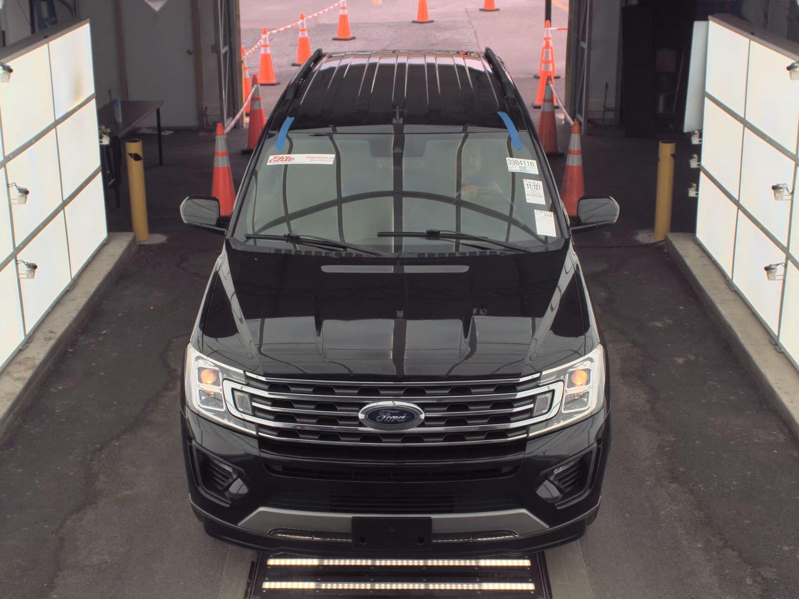 FORD EXPEDITION - 3
