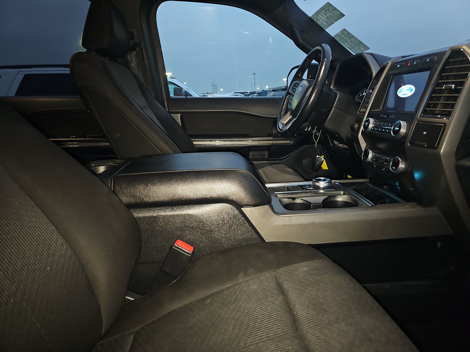 FORD EXPEDITION - 9