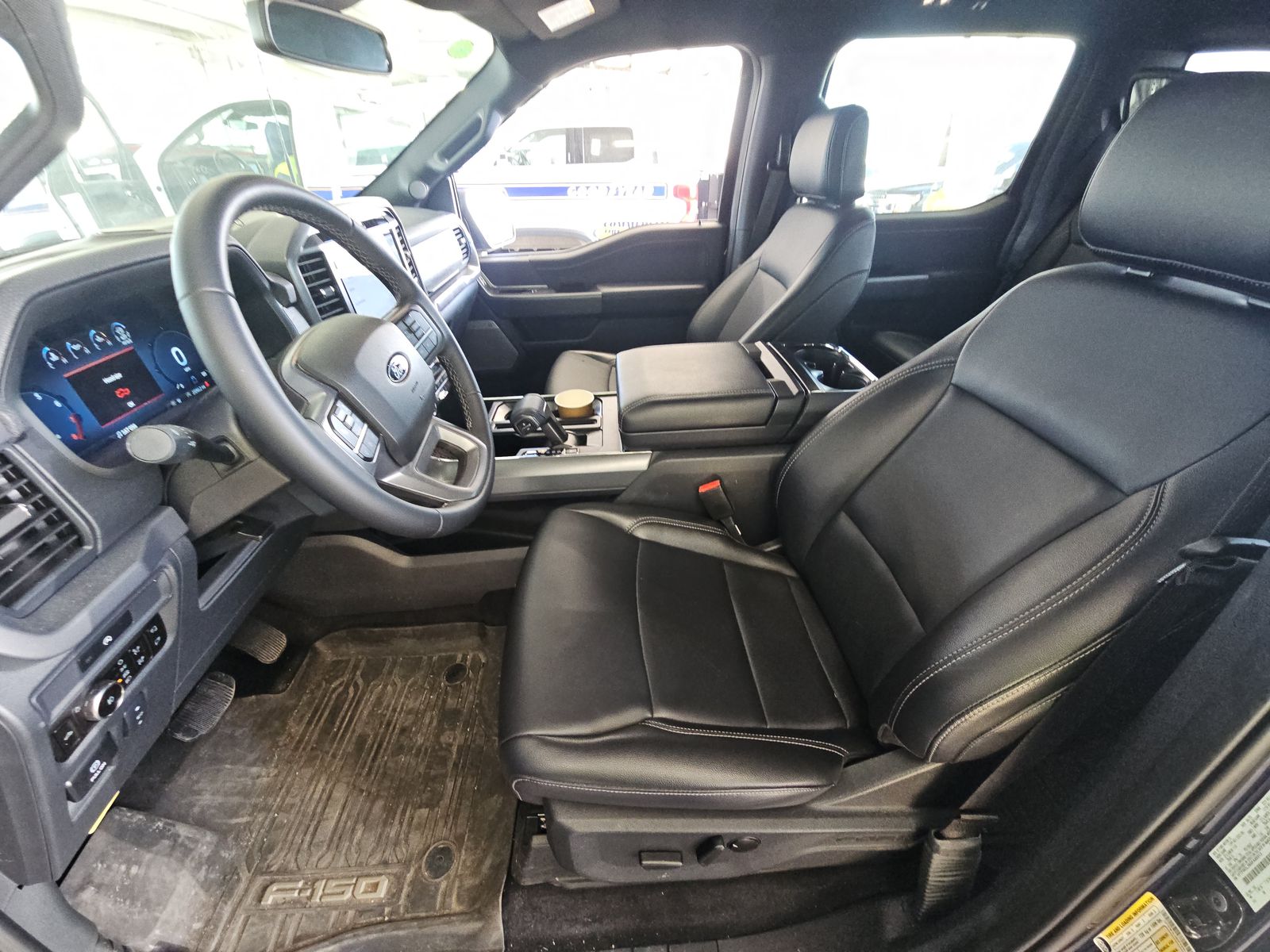FORD F-150 - 8