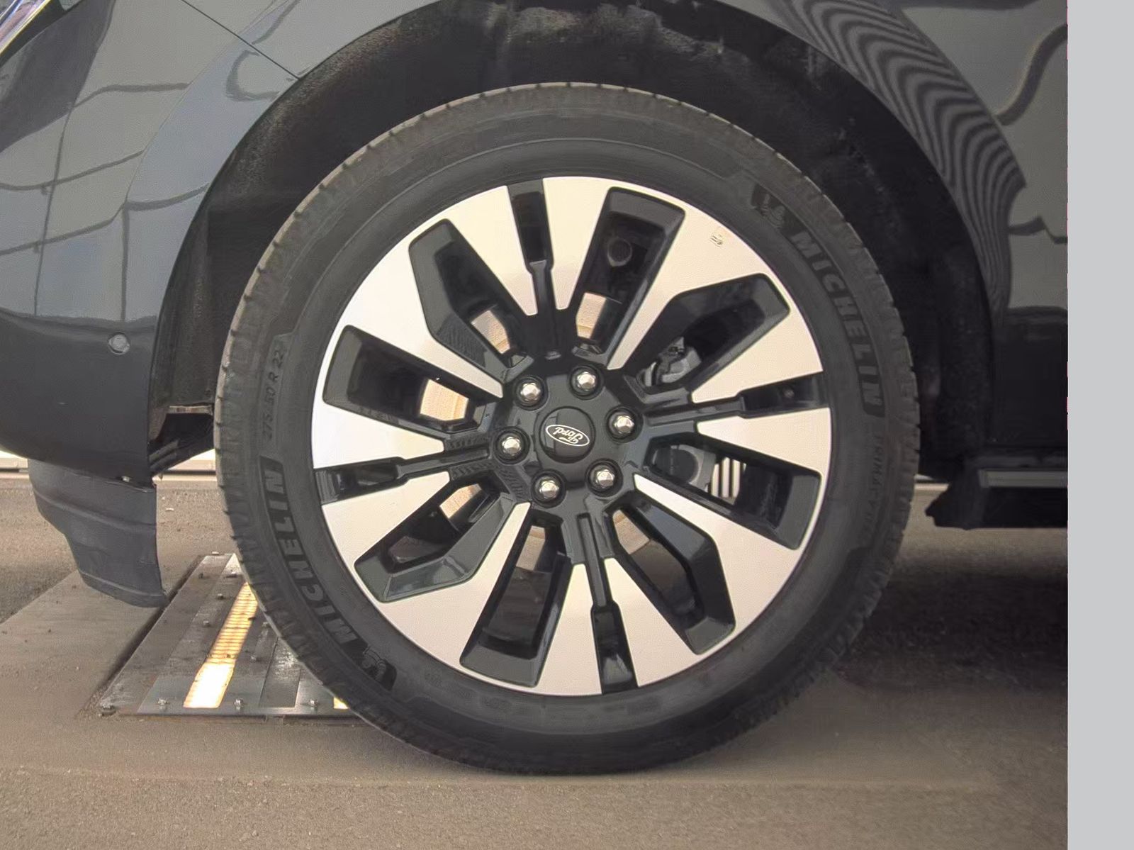 FORD EXPEDITION MAX - 10