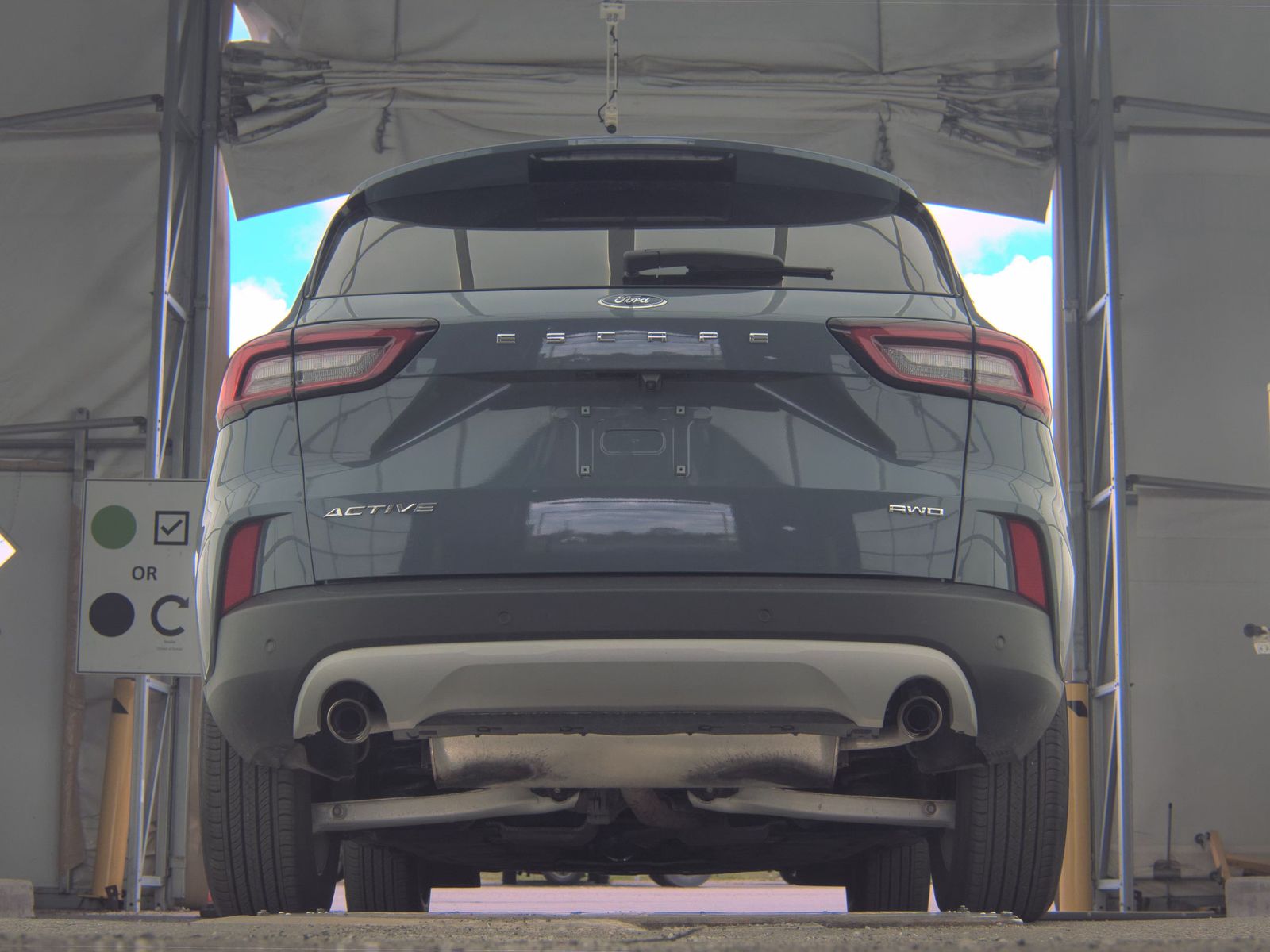 FORD ESCAPE - 8