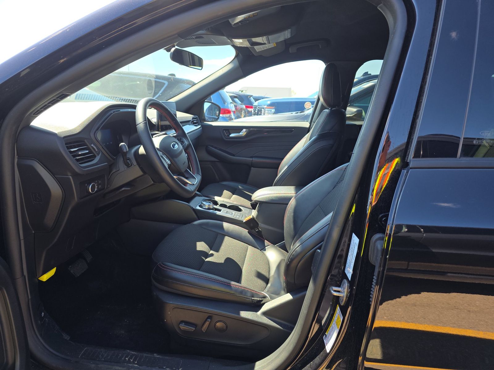 FORD ESCAPE - 1