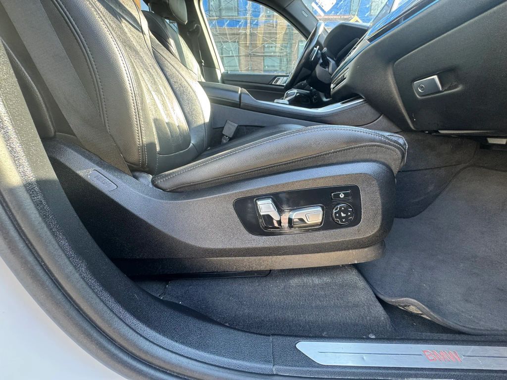 2020 BMW X5 xDrive40i AWD