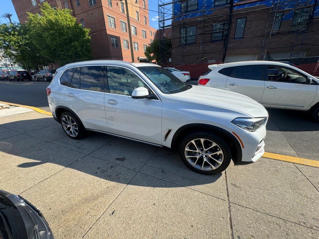 2020 BMW X5 xDrive40i AWD