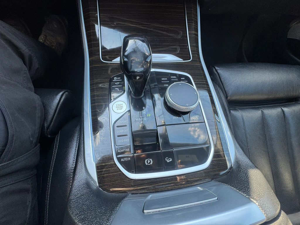 2020 BMW X5 xDrive40i AWD