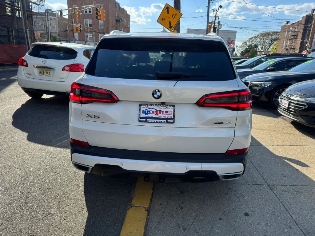 2020 BMW X5 xDrive40i AWD