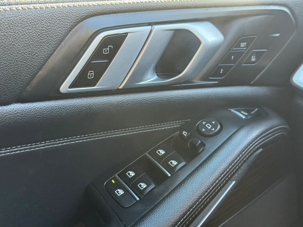2020 BMW X5 xDrive40i AWD