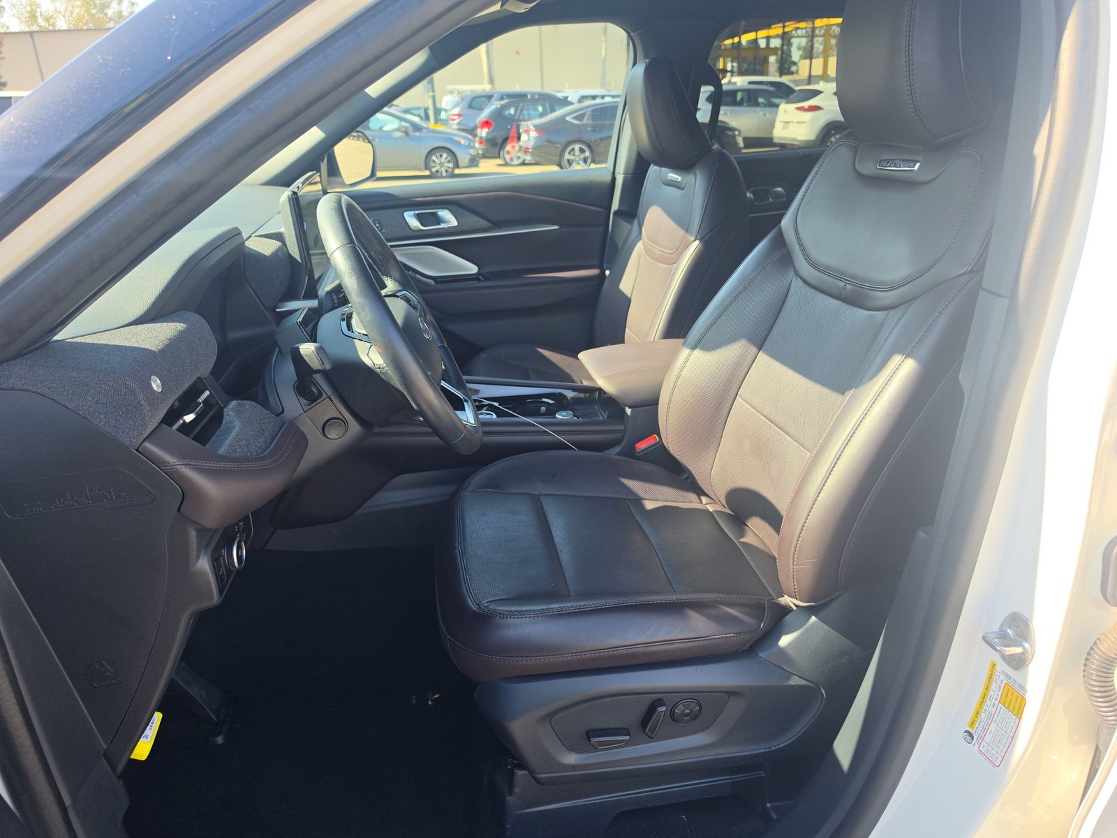 FORD EXPLORER - 8