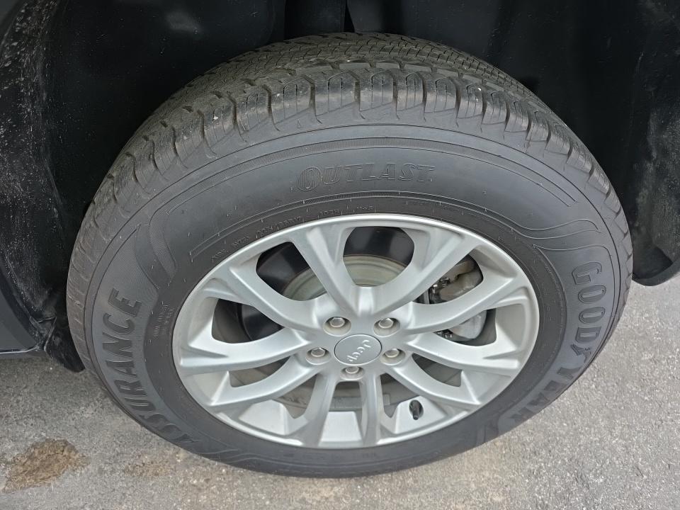 2019 Jeep Cherokee Latitude AWD