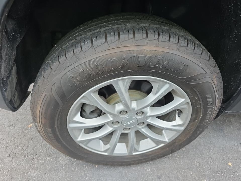 2019 Jeep Cherokee Latitude AWD