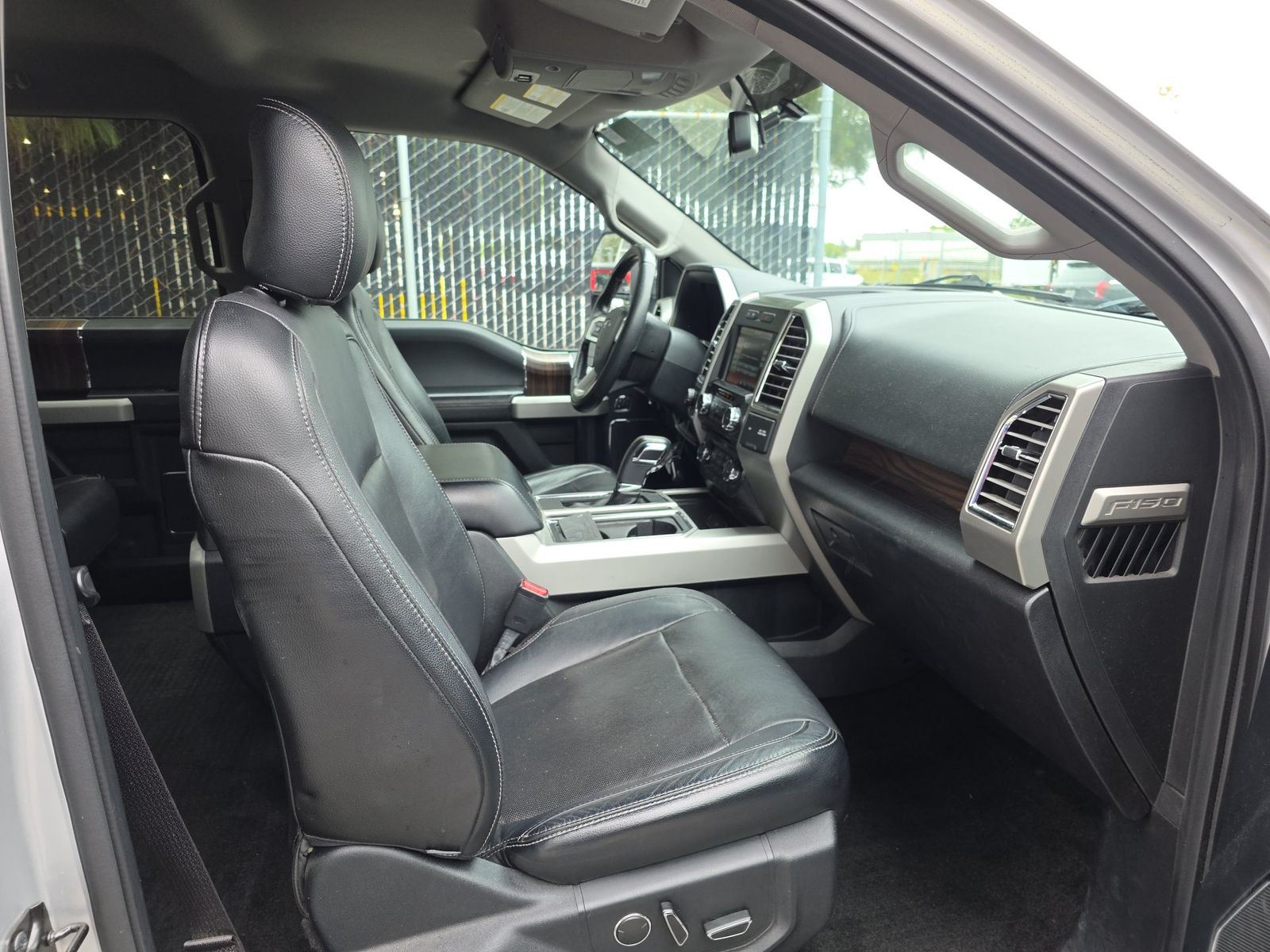 FORD F-150 - 9