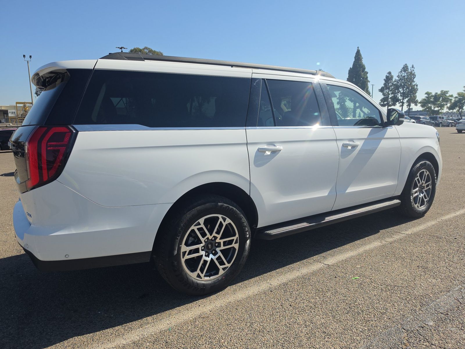 FORD EXPEDITION MAX - 5