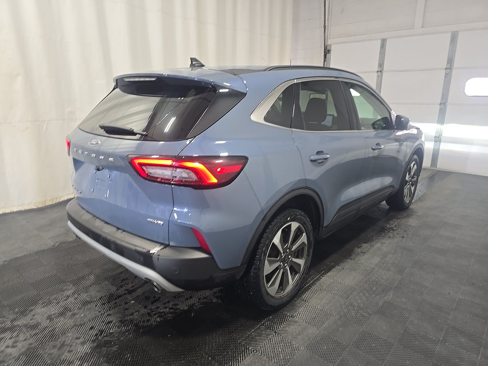 FORD ESCAPE - 5