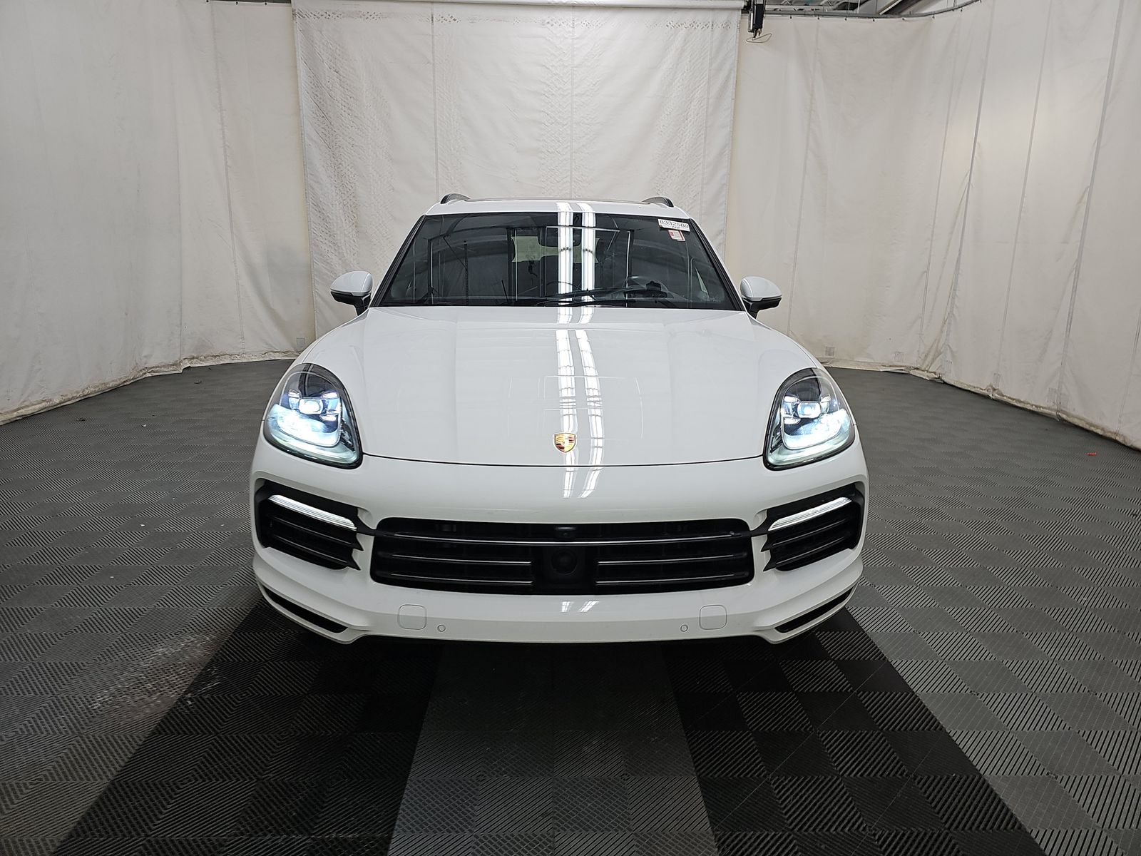 PORSCHE CAYENNE - 3