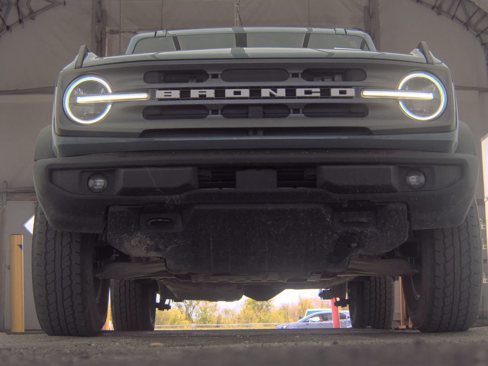 FORD BRONCO - 4