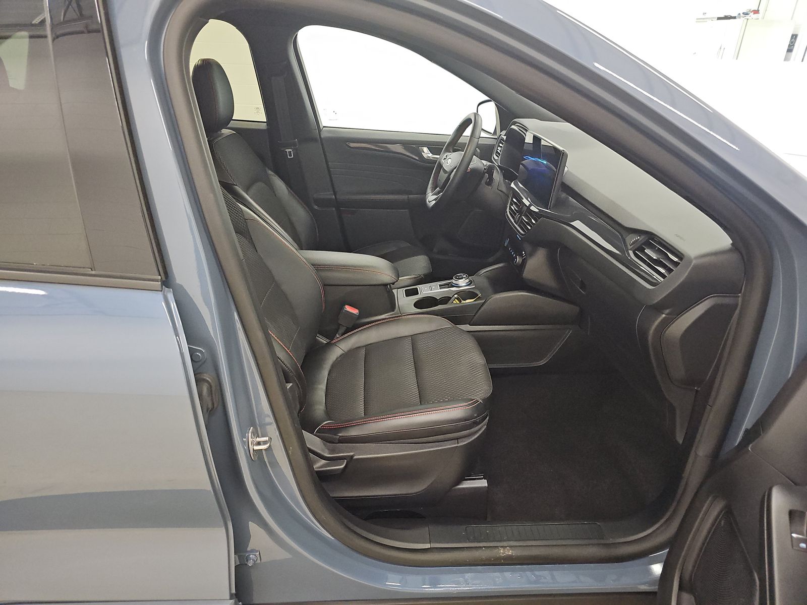 FORD ESCAPE - 9