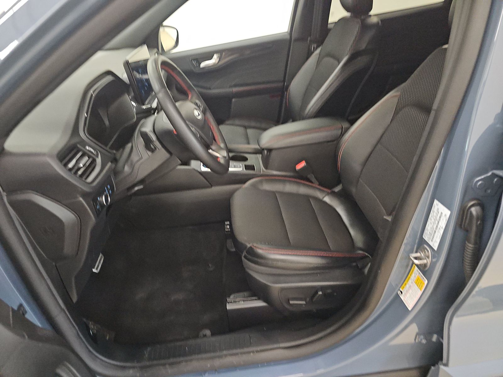 FORD ESCAPE - 8
