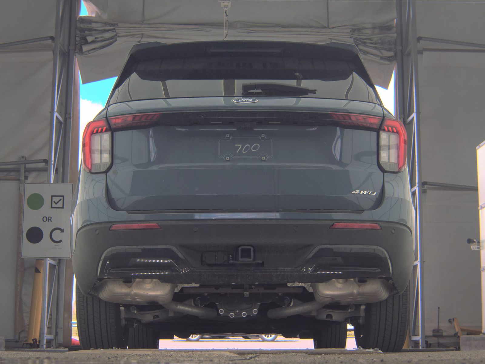 FORD EXPLORER - 8