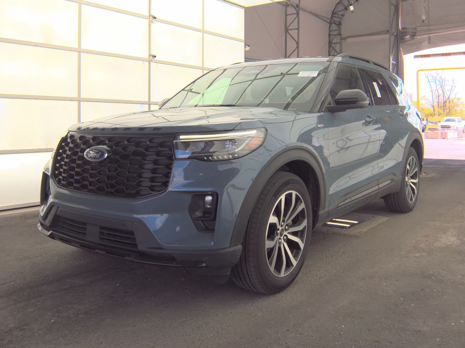 FORD EXPLORER - 1